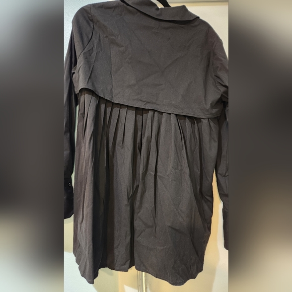 Women's Renuar Black Button-Up Shirt with a Pleated Back, size M - Picture 10 of 10